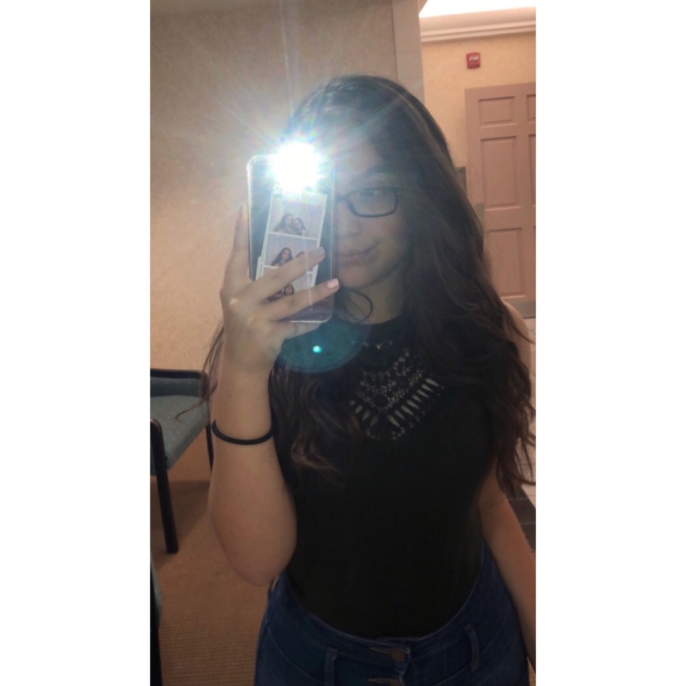 Meet your Posher, Ashley